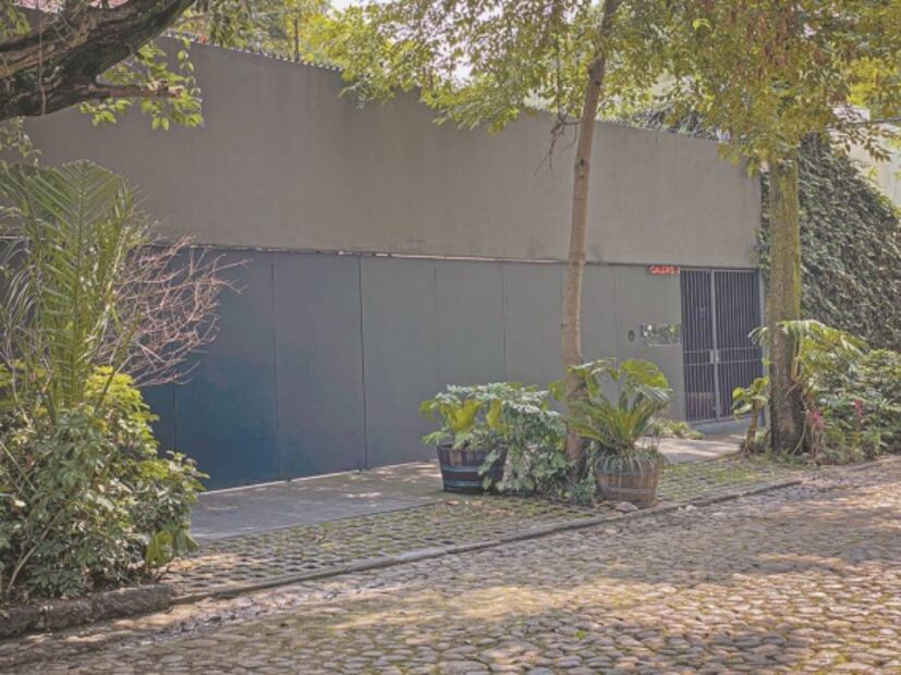 Exsecretario de Mancera se hizo de 12 casas