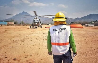 Marina ayuda a sofocar incendios forestales en Chiapas