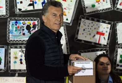 Macri convoca a votar con “alegría” pese a muerte de joven desaparecido