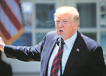 Trump niega acusaciones de "encubrimiento" en investigación de trama rusa