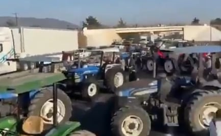 Campesinos mantienen bloqueada autopista Puebla-Veracruz; protestan contra reformas a la Ley General de Aguas