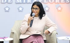 Gobierno de EU pide a fiscalía dar inmunidad a presidenta interina de Venezuela; Delcy Rodríguez enfrenta demanda civil en Miami