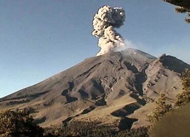 Popocatépetl spews 105 exhalations
