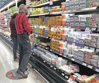 Profeco levanta el castigo a 12 quesos y 1 yogur