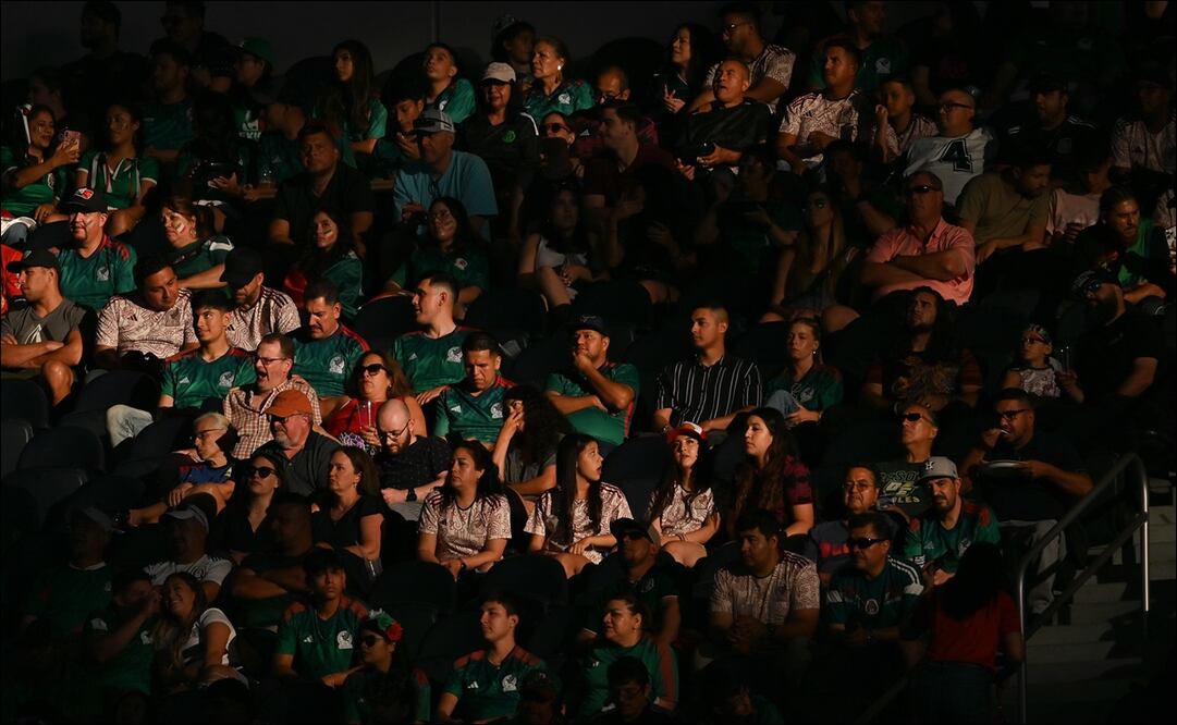 La violencia se volvió a hacer presente durante un partido de la Selección Mexicana