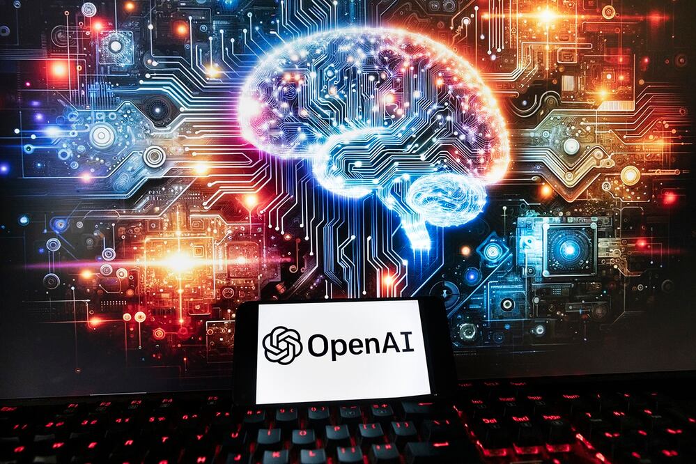 El auge de la IA generativa desde hace un año gracias al éxito de ChatGPT de OpenAI, ha desatado una carrera desenfrenada por el desarrollo de programas capaces de producir textos, sonidos e imágenes a pedido del usuario. Foto: AP
