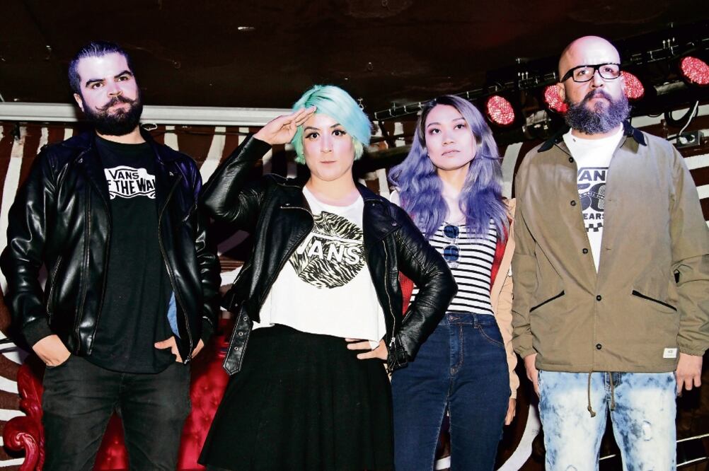 Este año presenta el disco Black & White, que muestra por un lado su faceta rocker y por el otro su personalidad nena (CARLOS MEJÍA . EL UNIVERSAL)