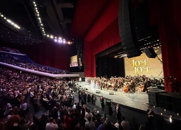 Auditorio Nacional se llena de dolor tras homenaje a José José en sinfónico