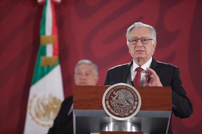 CFE anuncia construcción de 33 proyectos