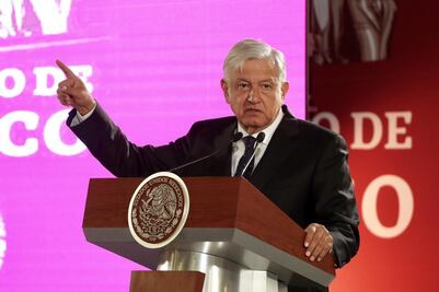 Fuerzas armadas vigilarán ductos para normalizar distribución de gasolina: AMLO