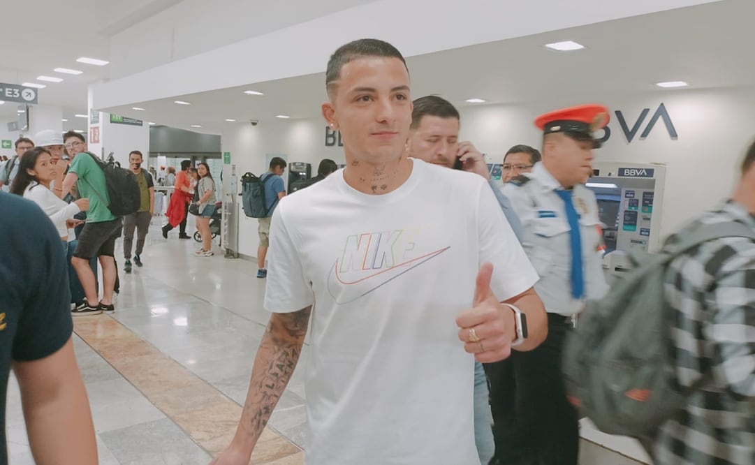 Llegada de Kevin Castaño a Cruz Azul - Foto: Arturo Sanguino