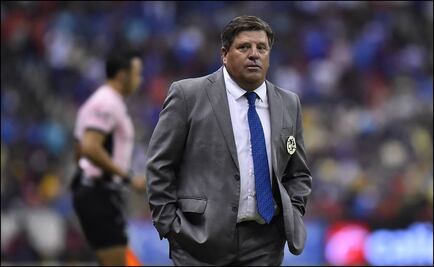 Árbitros no persiguen a Miguel Herrera, asegura Brizio 