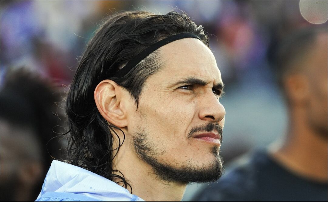 EDINSON CAVANI SUENA PARA LLEGAR A ALGUNOS EQUIPOS DE LA LIGA MX - FOTO: AP