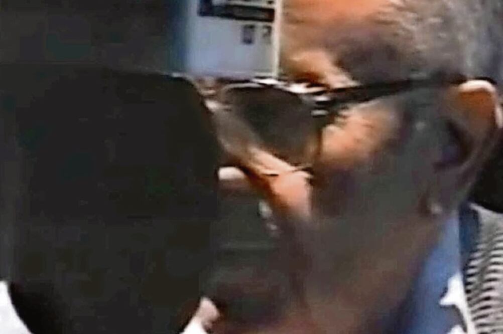 “Fuego en la pista” fue una de sus frases más populares (YOUTU)