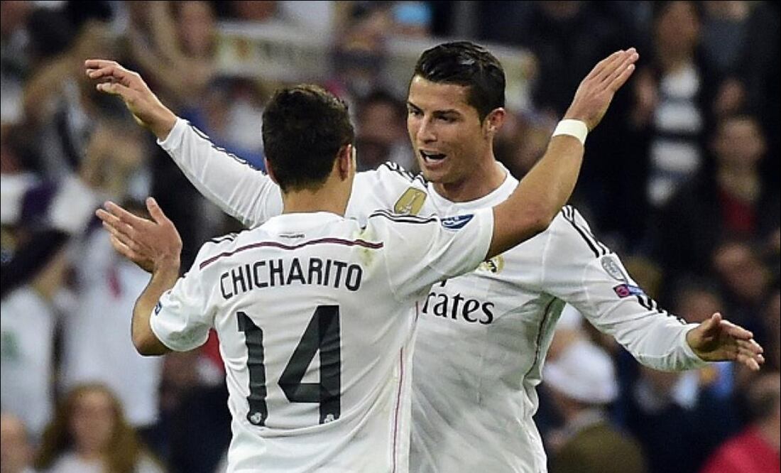 Chicharito junto a Cristiano Ronaldo / Foto: Especiales