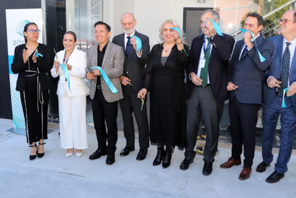 Ponen en marcha los trabajos del Laboratorio de Impulso de Alta Tensión de la empresa española Arteche. Foto: Especial