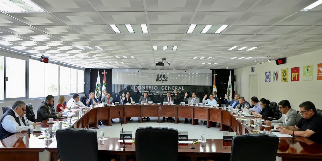 Renuncia de todos los integrantes del Consejo Municipal Electoral de Apulco. Foto: Especial