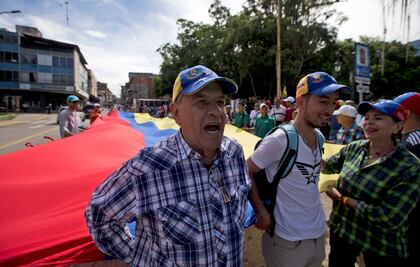 Reportan que periodista detenido en Venezuela fue trasladado