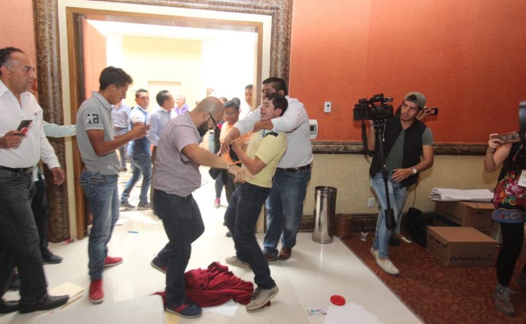En la elección para el gobierno de Puebla hubo diversas anomalías, como la ocurrida en un hotel