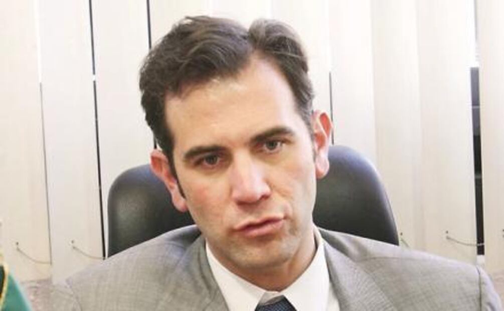 El Foco. Bush, al club de los acosadores... ¿a quién le pondrían el foco aquí?