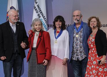 Con literatura de Aramburu y Montero abrió el Salón Literario Carlos Fuentes de la FIL Guadalajara