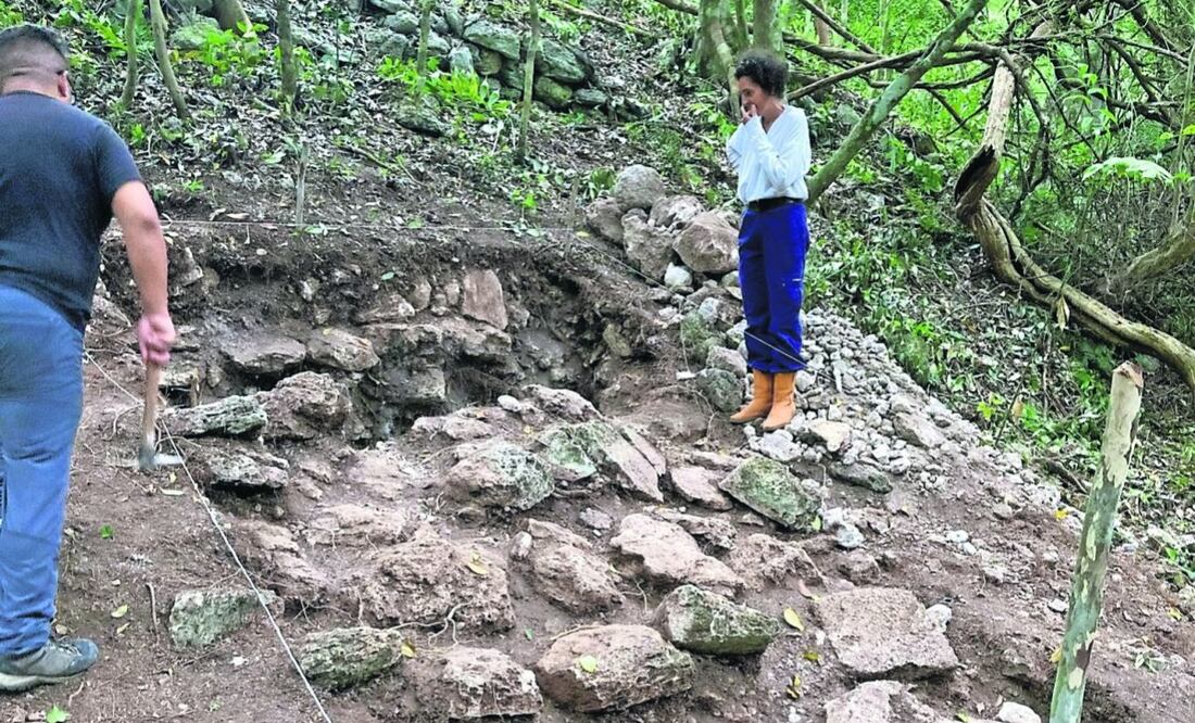 Entre los hallazgos realizados hasta marzo pasado, los investigadores destacan los canales con muros, parecidos a los que usan los sistemas de presas modernos para almacenar agua. Foto: CEMCA
