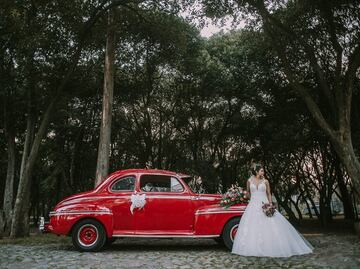 Cinco autos clásicos ideales para una boda