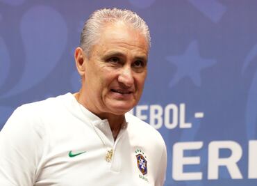 Tite niega renuncia de Brasil
