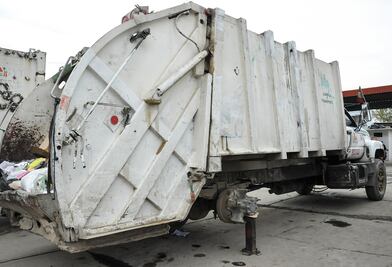 Denuncian empleados de Cuautitlán falta de parque vehicular