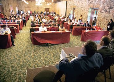 Diputados hacen transas con el gasto en Morelos