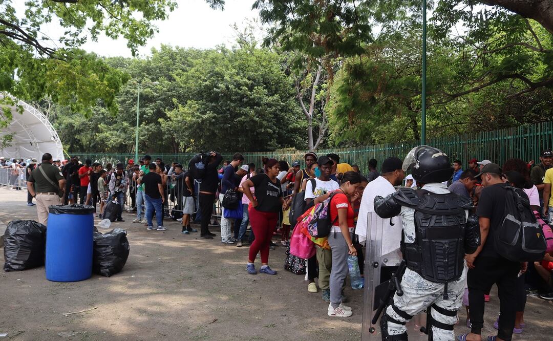 Desde la frontera entre Panamá y Costa Rica, o desde la de Guatemala con México, miles de migrantes siguen su camino hacia los Estados Unidos. Foto: EFE