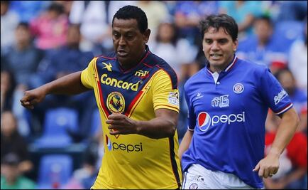 El Negro Santos explota: "No le beso los hue... a nadie para trabajar"