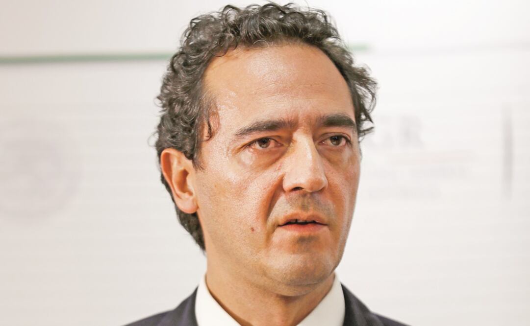 En revisión. Alberto Elías Beltrán afirma que se han girado seis recursos a la Interpol, los cuales son revisados por la institución policial. (ARCHIVO EL UNIVERSAL)