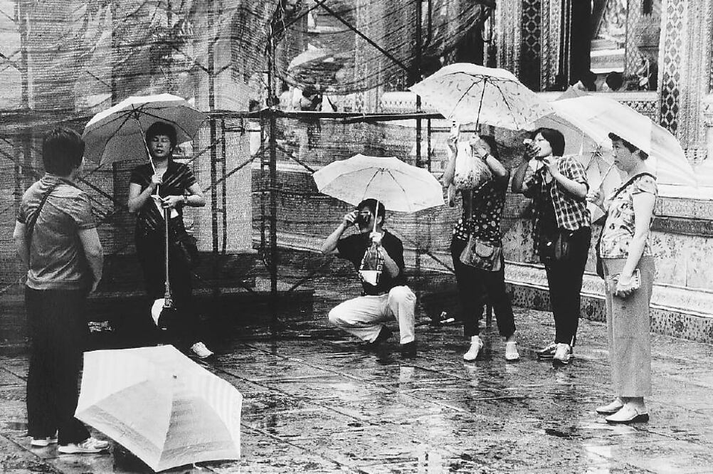 Obra de la exposición Rappel à l’ordre: La plaga, un análisis visual alrededor del turismo (CORTESÍA: JUAN CORONEL RIVERA)