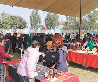 Ceda organiza bazar navideño 