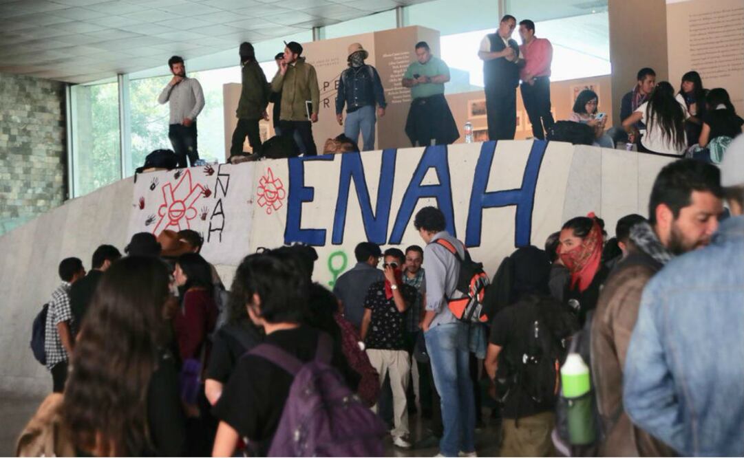 La Asamblea Interuniversitaria surgió a raíz de las movilizaciones que se realizaron tras el ataque que recibieron por parte de grupos de porros alumnos del CCH Azcapotzalco el 3 de septiembre. FOTO: Ariel Ojeda / EL UNIVERSAL