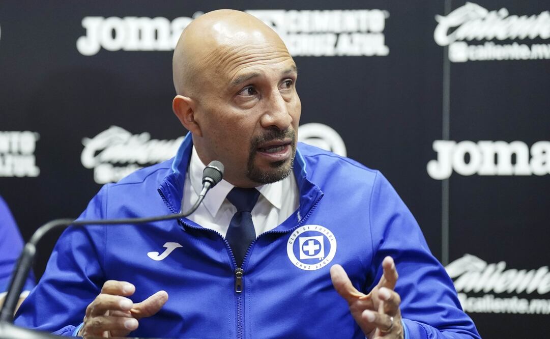 Óscar "Conejo" Pérez en conferencia de prensa - Foto: Imago7