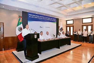 Presenta García Cabeza de Vaca plan de austeridad