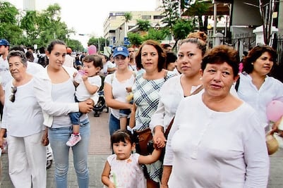 “En familia, a protestar”