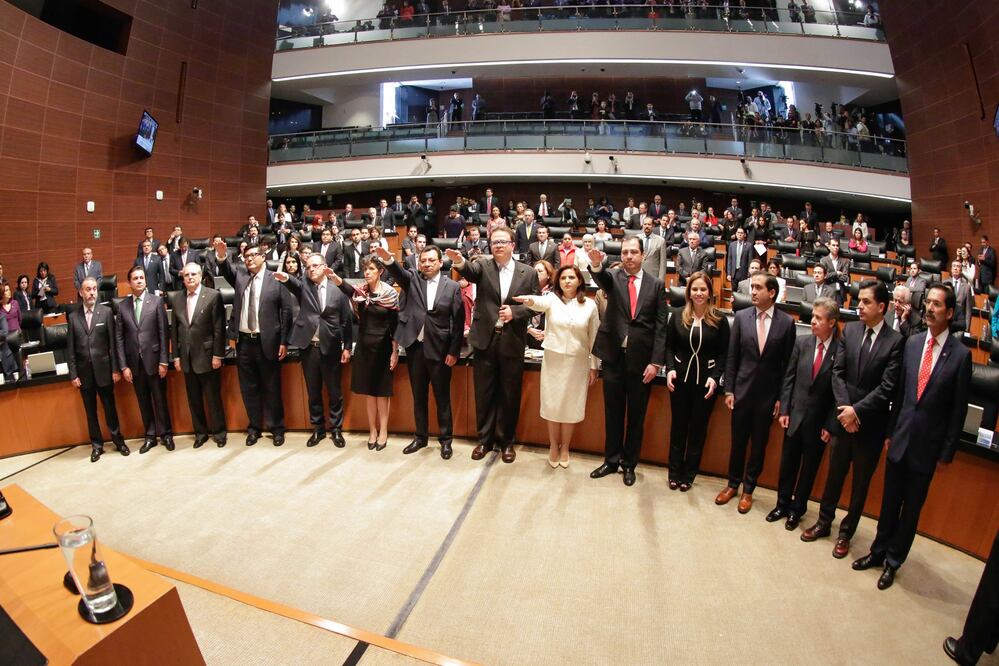 La Junta de Coordinación Política del Senado, presentará el martes 25 de octubre, una iniciativa para modificar el periodo. /Especial