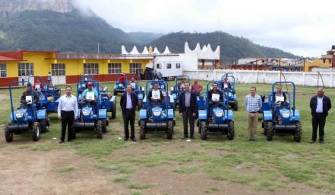 Invertir en educación, la mejor forma de desarrollar al país: Moreno Valle