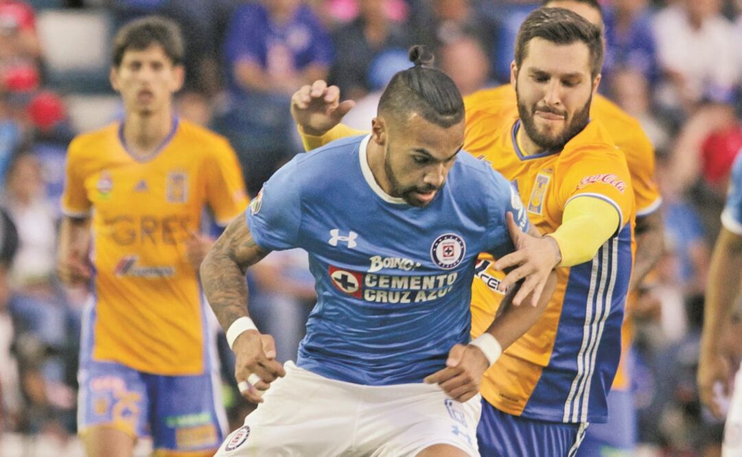 Cruz Azul y Tigres no se hicieron daño en la cancha del estadio Azul y se van con un puntito tras la jornada 11. (CARLOS MEJÍA. EL UNIVERSAL)