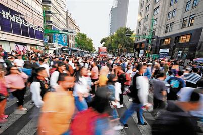 IMEF baja estimación del PIB para 2025; la mantiene en 2.4% para este año