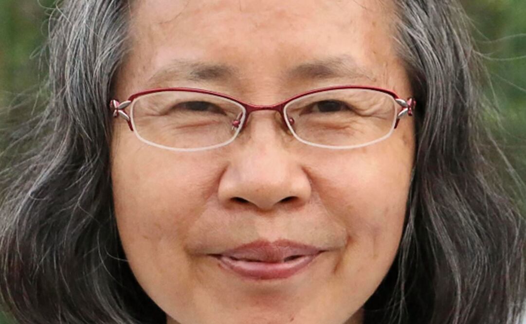 La escritora Can Xue, una de las fuertes a ganar el Nobel de Literatura. Foto: Handout / CHEN XIAOZHEN / AFP.