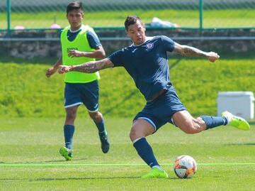 Cruz Azul hace examen para mantener el control de sus jugadores