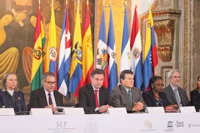 SNTE alerta de ataques a la educación pública