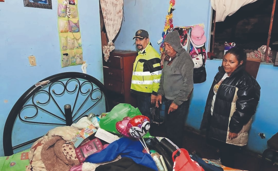 Familias de la colonia El Potrero que cumplieron con el pago del predial fueron beneficiadas. Foto Especial