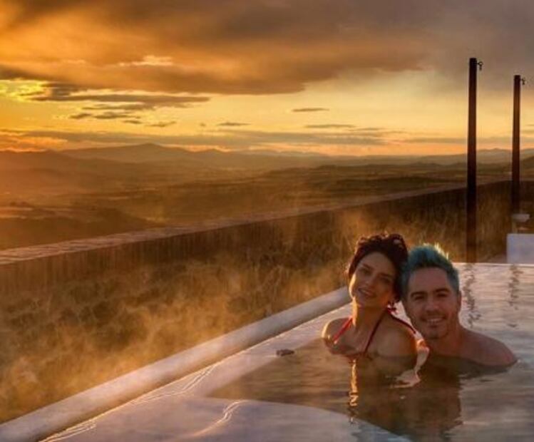 Aislinn Derbez luce 14 kilos de más por su embarazo 