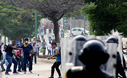 Anuncian descuentos para 6 mil 599 maestros en Chiapas