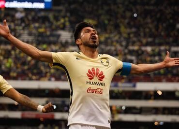 Con doblete de Oribe Peralta, América se aprovecha de Cruz Azul y gana 2-0